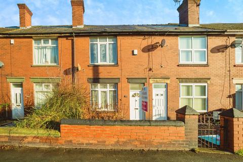 2 bed property, in Barnsley Road, £75,000