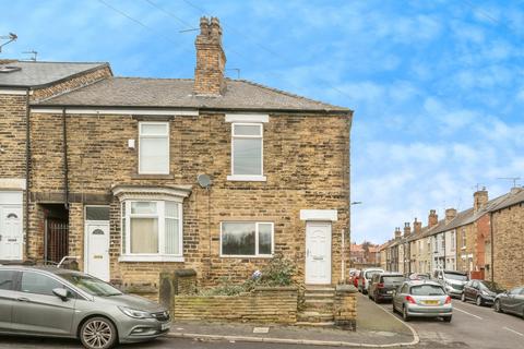 3 bed property, in Wath Road, £120,000