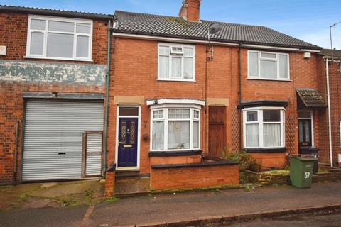 2 bed property, in Regent Street, £260,000