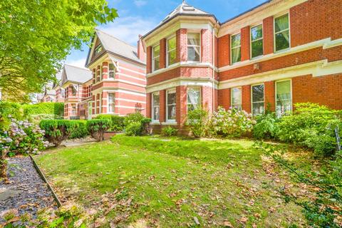 10 bed property, in Pen-Y-Lan Road, £1,050,000