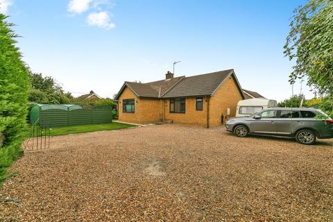 4 bed property, in Herne Road, £390,000