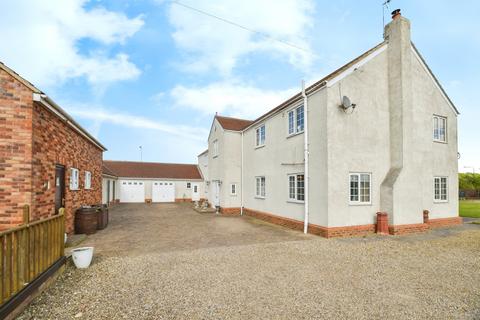 5 bed property, in Darlington Road, £1,200,000