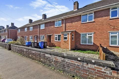 5 bed property, in Scarnell Road, £240,000