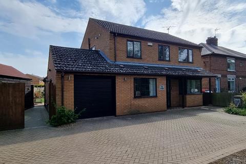 4 bed property, in Wales Bank, £430,000