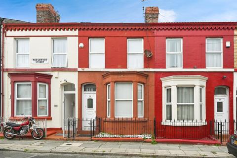 3 bed property, in Wedgewood Street, £160,000