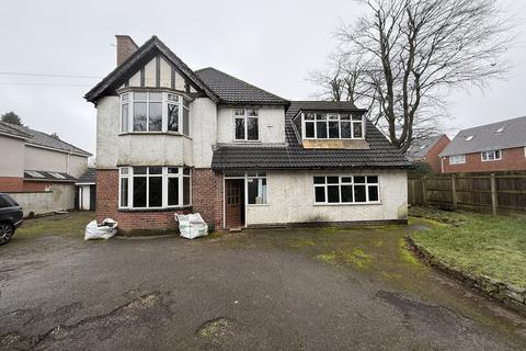 4 bed property, in 48 Pastures Hill, £635,000