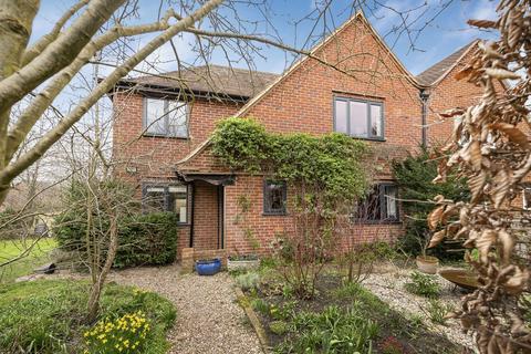 3 bed property, in Benson Lane, £525,000