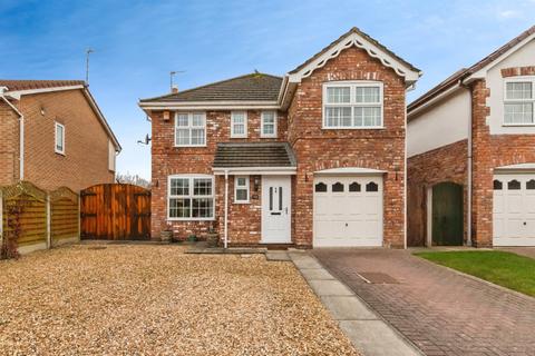 4 bed property, in Beechfields, £330,000