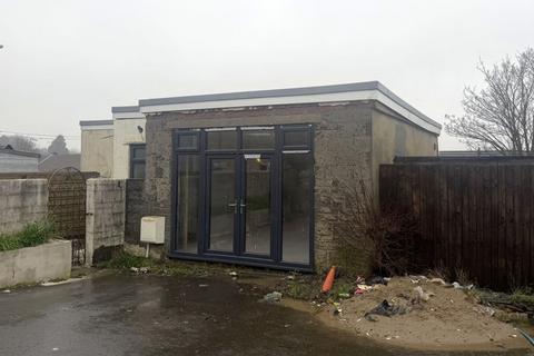 1 bed property, in 18A Lon Gwendraeth, £63,000