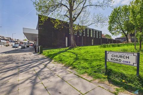 2 bed property, in Church Road, £155,000