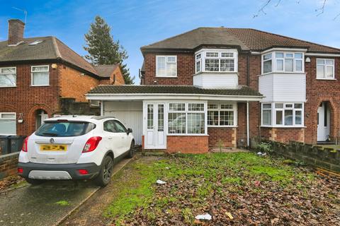 3 bed property, in Kempson Road, £240,000