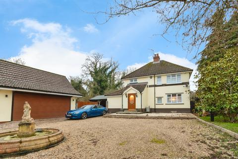 3 bed property, in Sturmer Road, £800,000