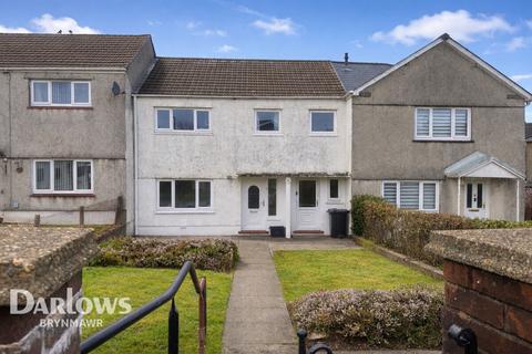 3 bed property, in Cwm Hir, £140,000