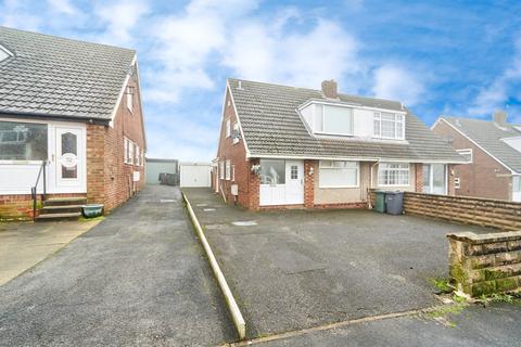 3 bed property, in Dale Croft Rise, £265,000