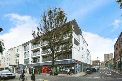 3 bed property, in St. James's Street, £375,000
