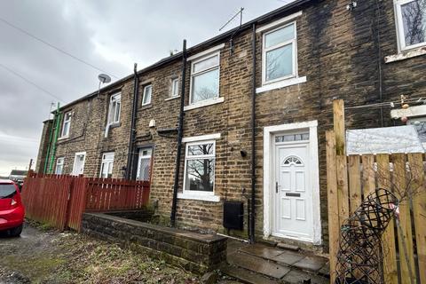 2 bed property, in Sutcliffe Place, £75,000
