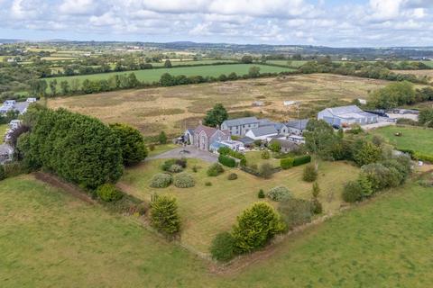 7 bed property, in Gower Villa Lane, £900,000