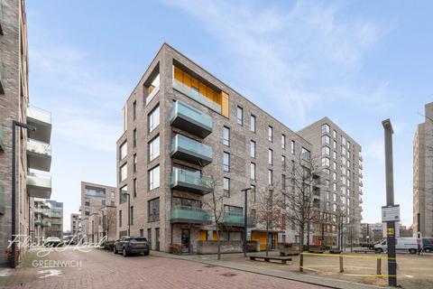 1 bed property, in Latimer Square, £385,000