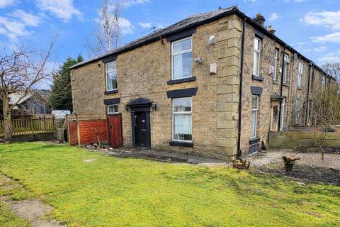 3 bed property, in Grove Street, £220,000