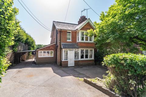 4 bed property, in Stane Street, £700,000