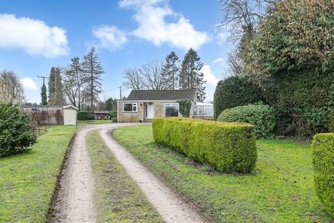 3 bed property, in Whiteway, £545,000