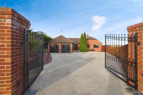 3 bed property, in Salisbury Road, £575,000