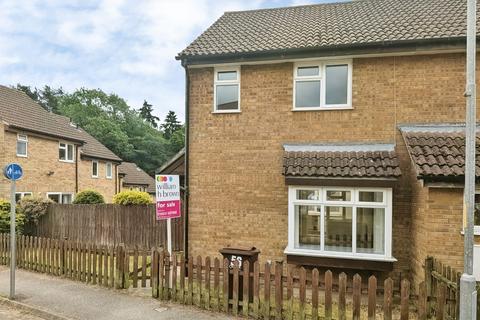3 bed property, in Acres Way, £210,000