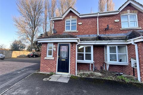 2 bed property, in Brockton Avenue, £165,000