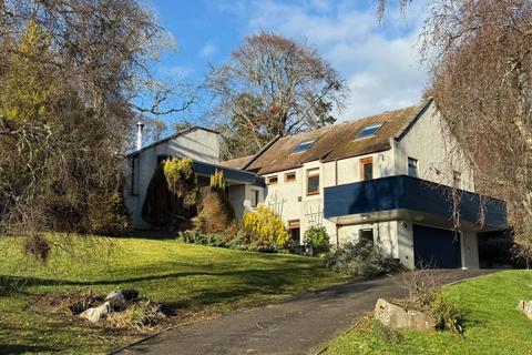 5 bed property, in Camas Glas, £660,000