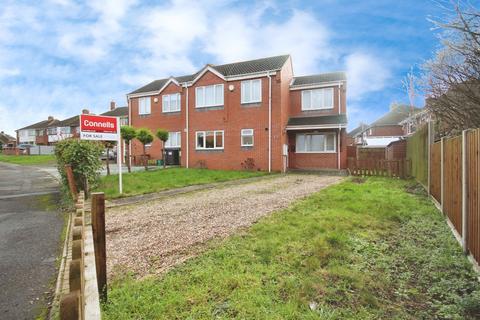 3 bed property, in Spa View, £350,000