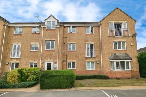 2 bed property, in Mill View Road, £130,000