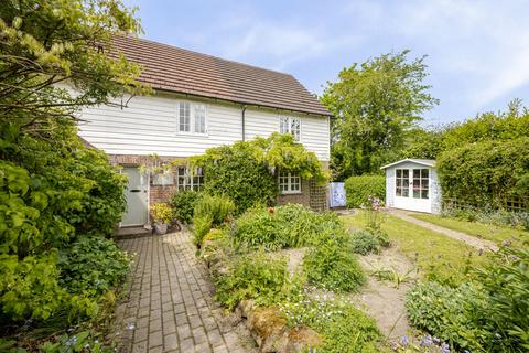 4 bed property, in Howbourne Lane, £700,000