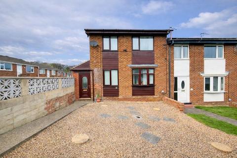 3 bed property, in High Axwell, £115,000