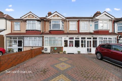 3 bed property, in Malden Road, £600,000