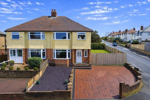 3 bed property, in Kylemore Drive, £325,000