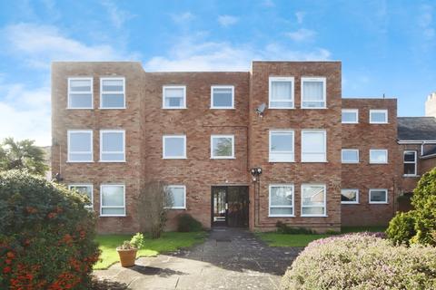 3 bed property, in Wilton Street, £220,000