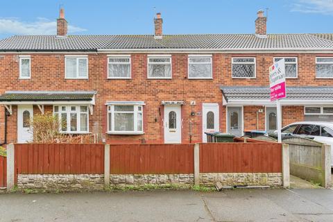 3 bed property, in Maple Avenue, £120,000