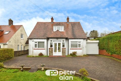 3 bed property, in Llwydcoed Road, £320,000