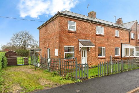 3 bed property, in Foster Street, £170,000