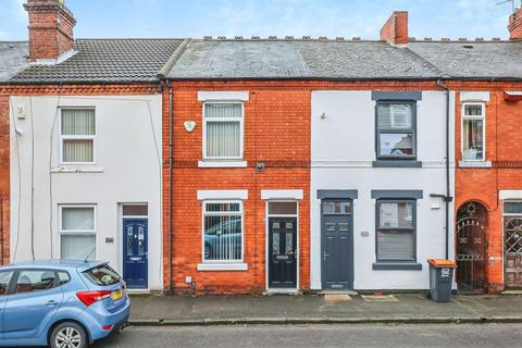 3 bed property, in Bentinck Street, £155,000