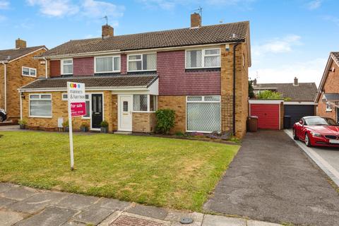 3 bed property, in Cotherstone Drive, £170,000