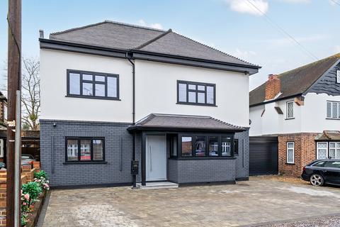 5 bed property, in Moorhayes Drive, £1,650,000