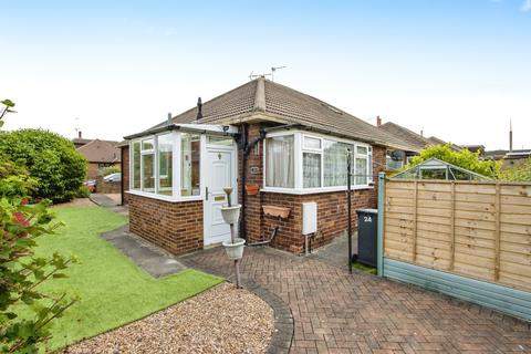 2 bed property, in Kennerleigh Walk, £220,000