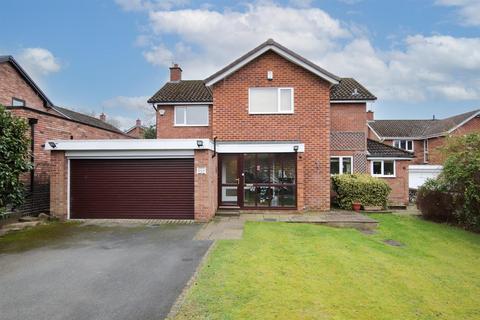 4 bed property, in Pennine Drive, £1,200,000
