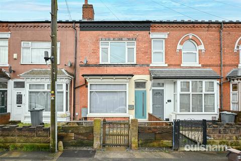 3 bed property, in Milcote Road, £270,000
