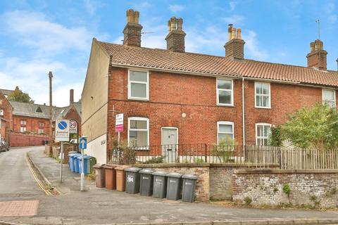 4 bed property, in King Street, £240,000