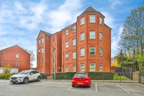 2 bed property, in Palmerston Road, £75,000