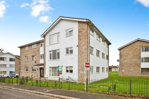 2 bed property, in Legion Road, £76,000