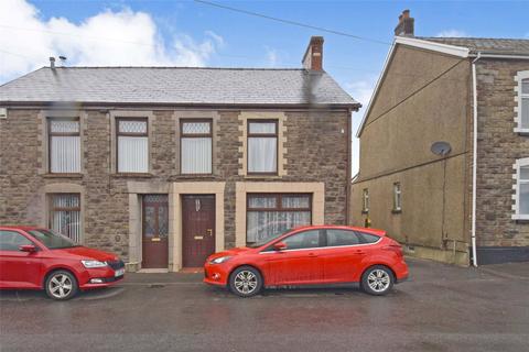 3 bed property, in Station Road, £160,000