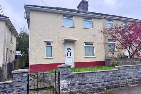 3 bed property, in Derwydd Avenue, £125,000